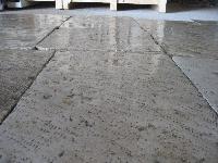 PLANCHER ANCIEN EN PIERRE DE RECUPèRATIONS D'EPOQUE 110\1800 ORIGINALE COUPE' A' 3 CM. POUR INTèRIEUR.<br>
GRANDS STOCK EN MAGASIN.<br>
MATERIAUXANCIENS